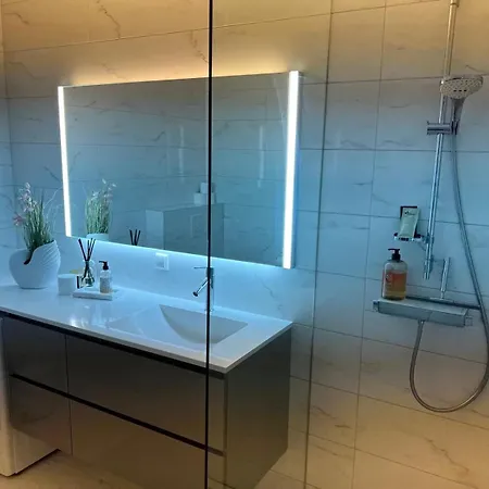 Apartamento Tiiru Seaview With 50m2 Roof Terrace Pärnu